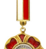 150px-Odznaka-zasluzony-dla-kultury-polskiej-PL